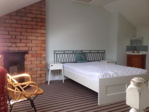 Photo 30- click for photo gallery